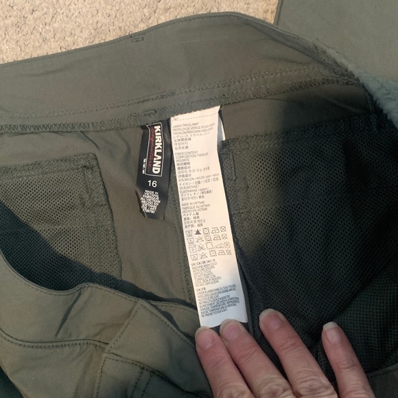 Kirkland Signature women’s Olive Green Travel Pant Size 16 - Picture 3 of 6